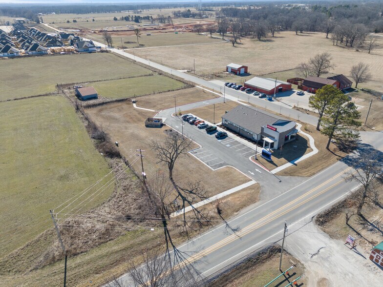 More Photos Of 2103 Slack St, Pea Ridge Land For Sale