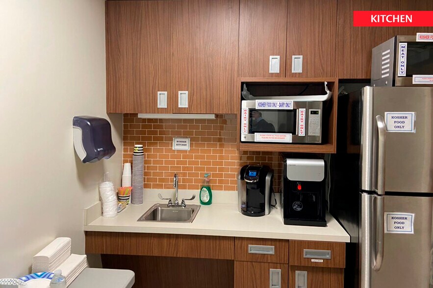 More Photos Of 6010 Bay Pkwy, Brooklyn Medical For Lease