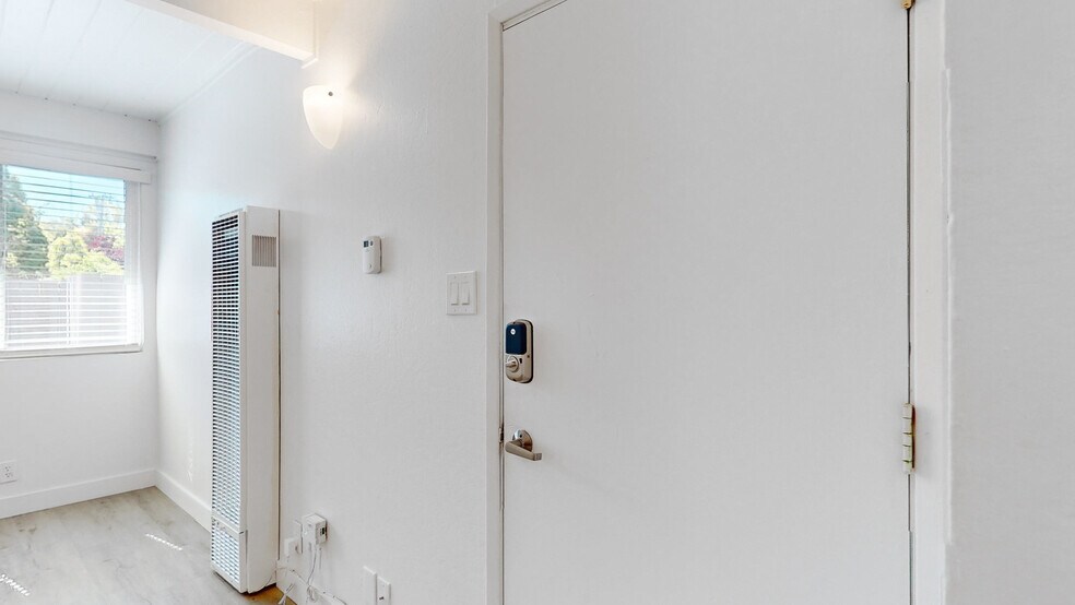 More Photos Of 390-406 Woodland Ave, San Rafael Apartments For Sale