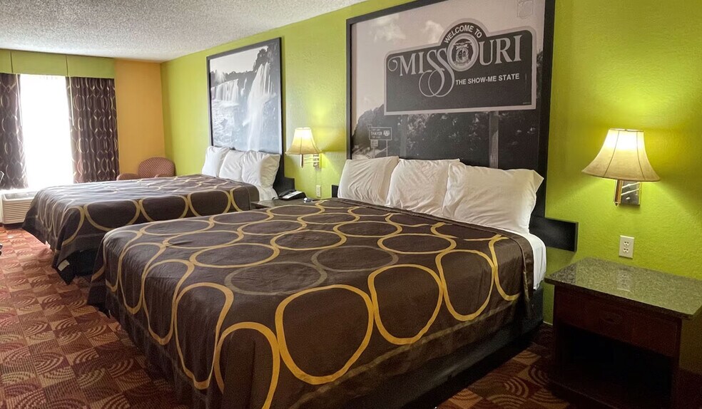 More Photos Of 10 Midway Rd, Eldon Hotel For Sale