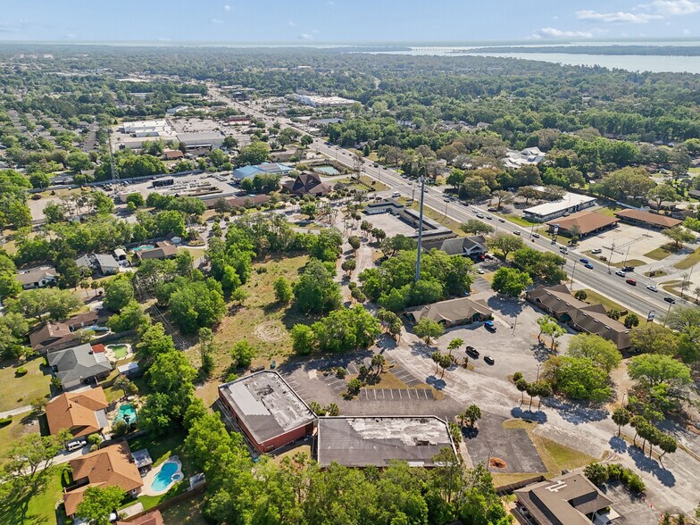 More Photos Of 772 Foxridge Center Dr, Orange Park Office For Sale