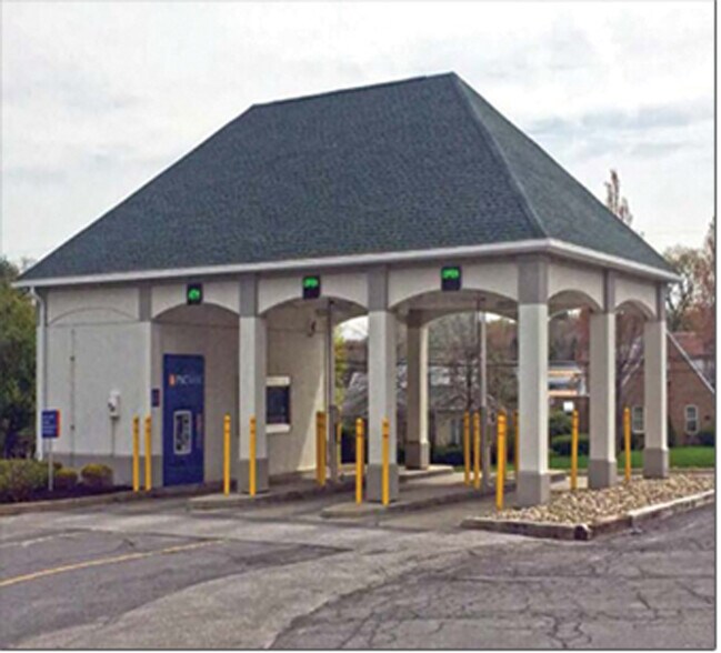 More Photos Of 810-845 S Saint Marys St, Saint Marys Unknown For Lease