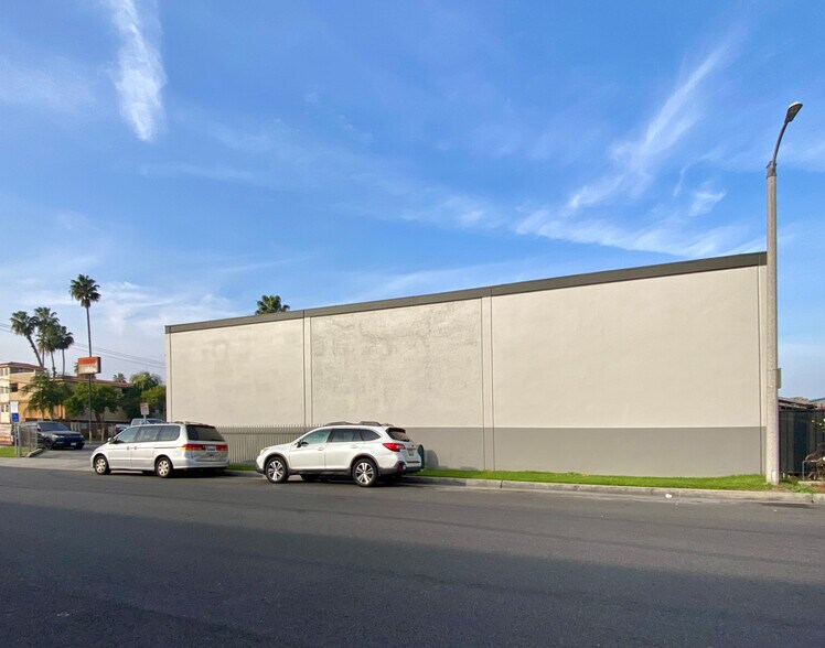 More Photos Of 13820-13824 Shoemaker Ave, Norwalk Service For Sale