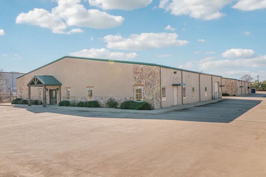 More Photos Of 2753 SH 322 Hwy, Longview Office Residential For Sale