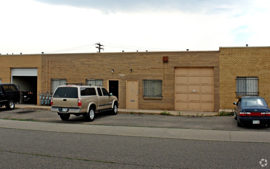 More Photos Of 2330-2350 S Kalamath St, Denver Warehouse For Lease