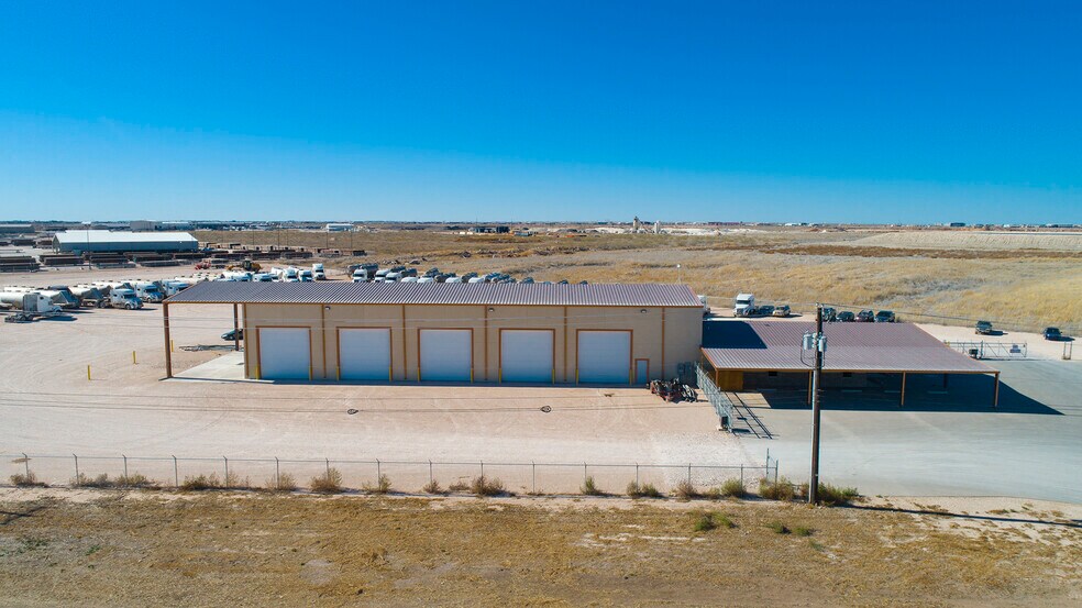 More Photos Of 11004 County 100 Rd, Midland Warehouse For Lease