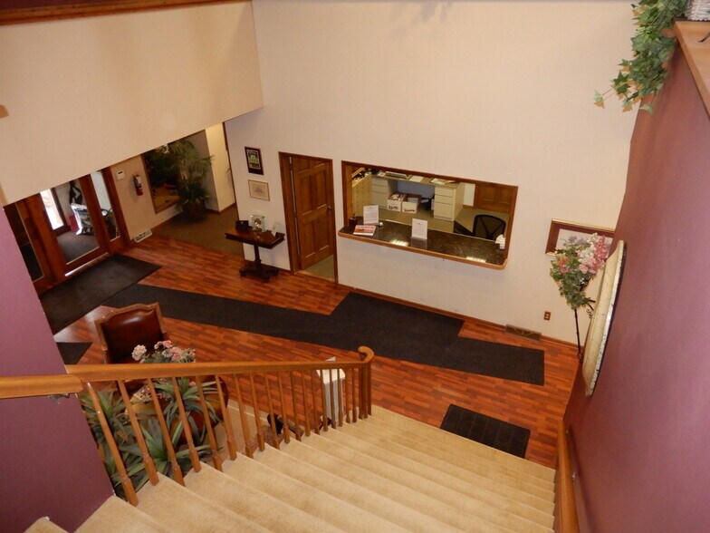 More Photos Of 440 Third Ave, Watervliet Office For Sale