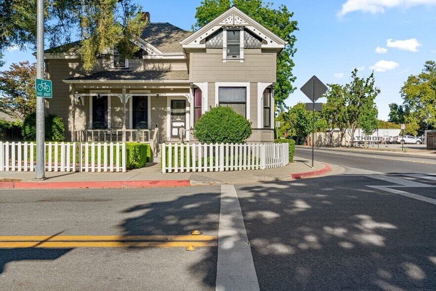 More Photos Of 142 N Central Ave, Campbell Office Residential For Sale