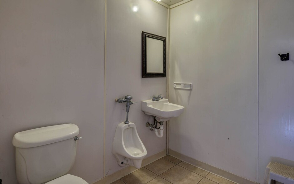More Photos Of 30291 FM 1488 Rd, Waller Lodge Meeting Hall For Sale
