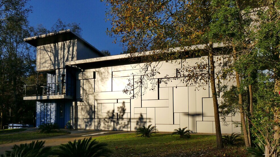 More Photos Of 701 Sawdust Rd, Spring Unknown For Lease