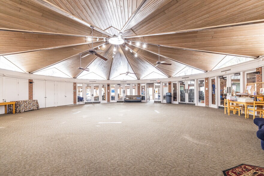 More Photos Of 1790 Lavista Rd NE, Atlanta Specialty For Lease