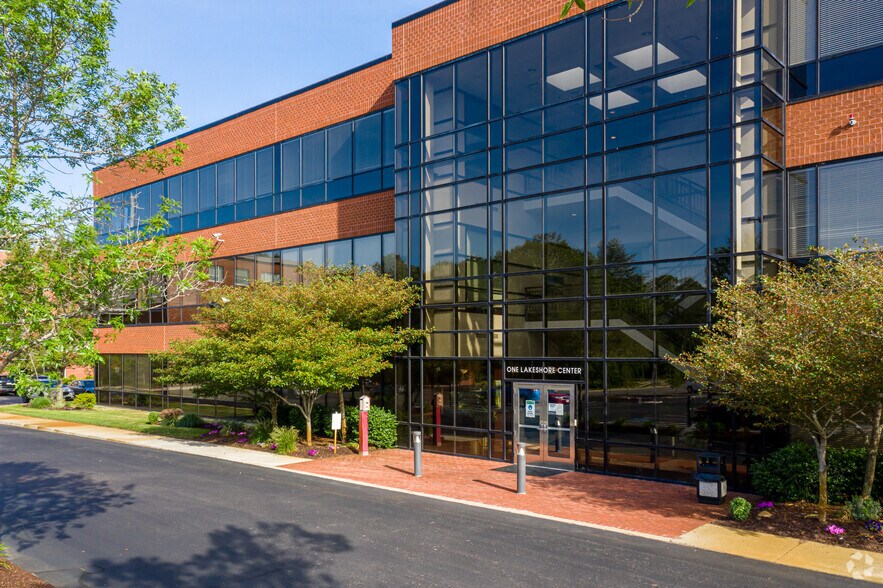 More Photos Of 1 Lakeshore Ctr, Bridgewater Unknown For Lease