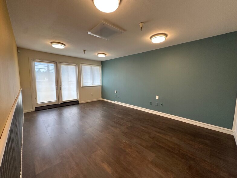 More Photos Of 1800 El Camino Real, Menlo Park Office For Sale
