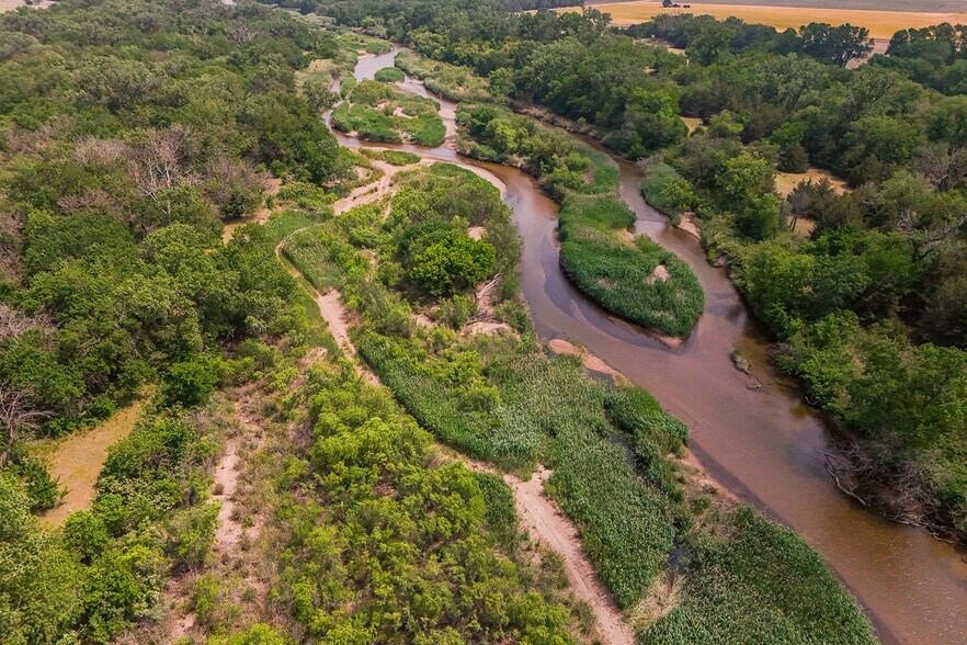 More Photos Of 9111 Long View Road, Burrton Land For Sale