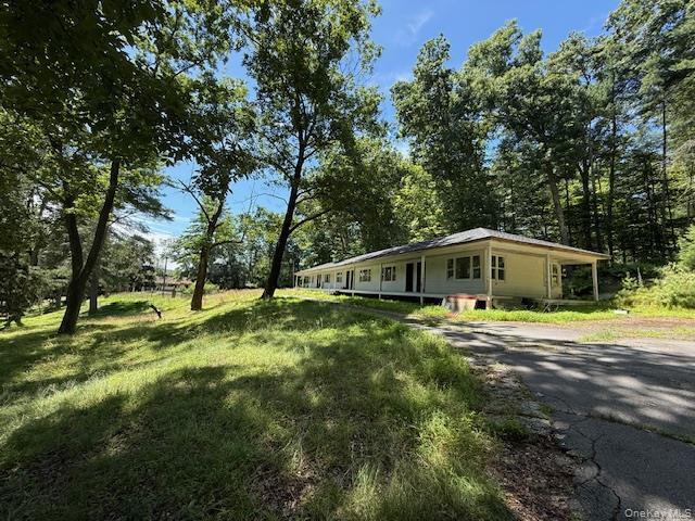 Primary Photo Of 25 State Route 55, Barryville Hotel For Sale