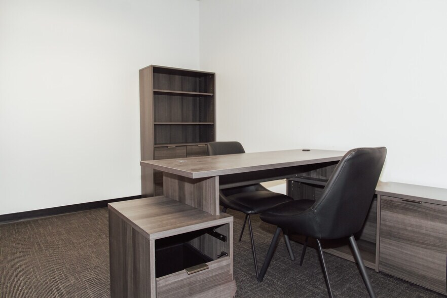 More Photos Of 4097 Trail Creek Rd, Riverside Light Manufacturing For Lease