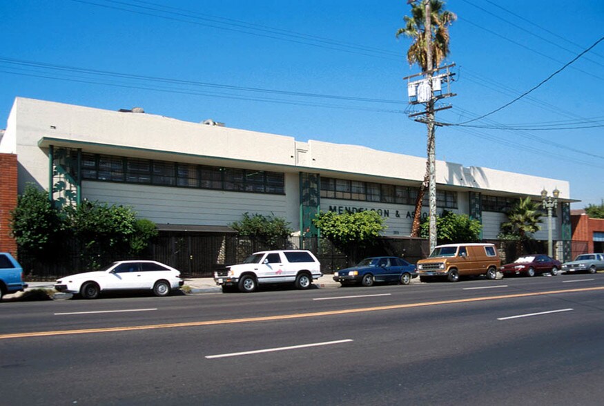 More Photos Of 2615-2621 S Hill St, Los Angeles Warehouse For Sale