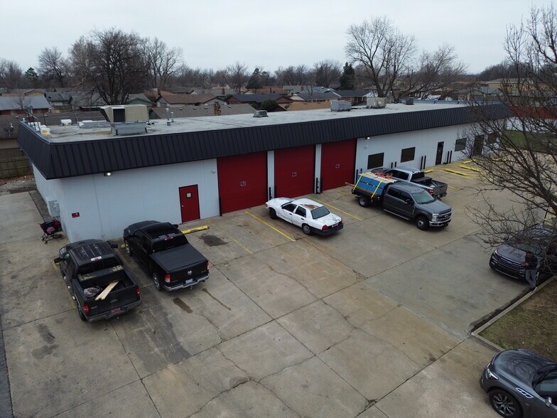 Primary Photo Of 12618-12620 E 31st St, Tulsa Freestanding For Sale