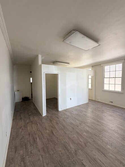 More Photos Of 1315-1317 Westwood Blvd, Los Angeles Office For Lease