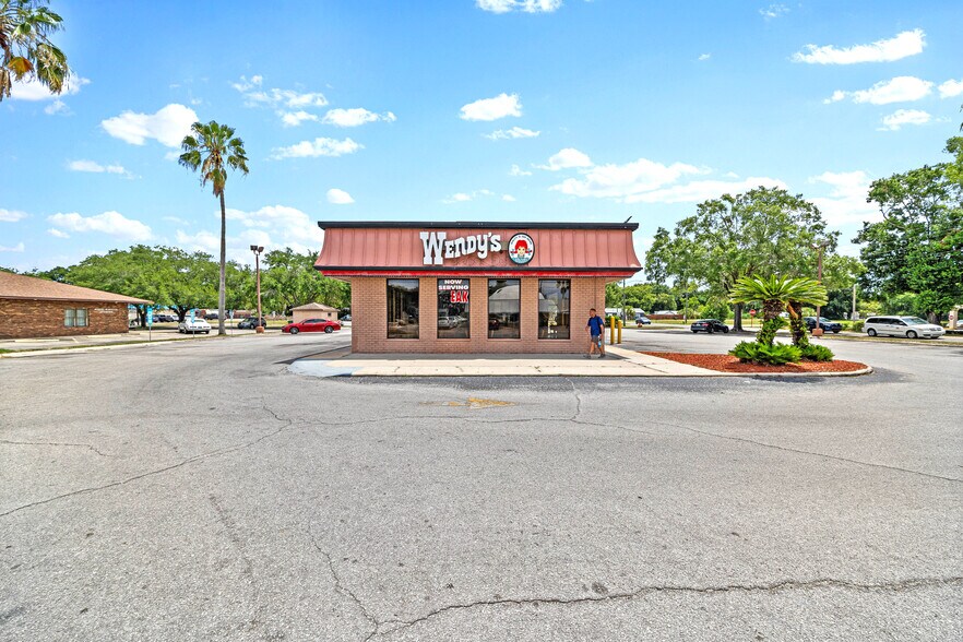 More Photos Of 5658 Gall Blvd, Zephyrhills Freestanding For Lease