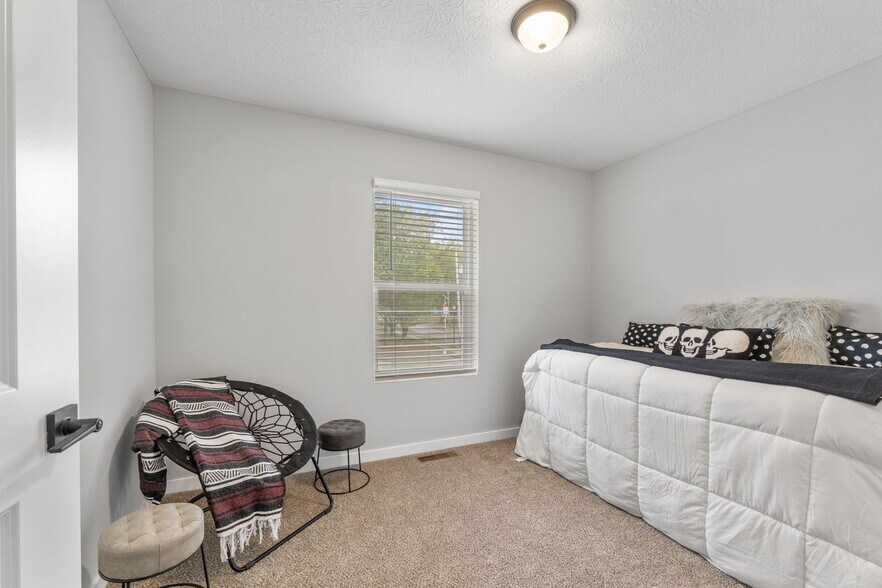 More Photos Of 384 N Franklin St, Richwood Multifamily For Sale