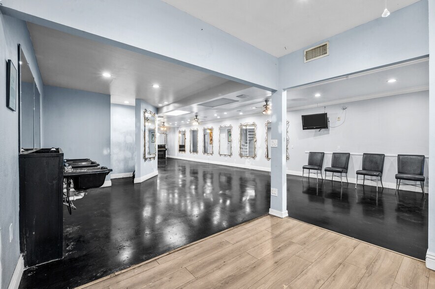 More Photos Of 2517 W Beverly Blvd, Montebello Storefront Retail Residential For Sale