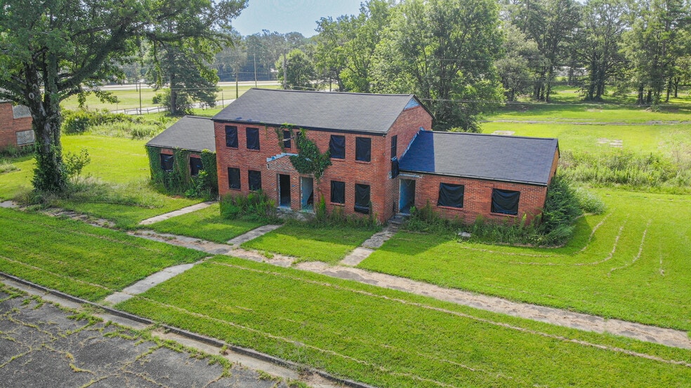 More Photos Of 101 Hillside Cir, Gadsden Apartments For Sale