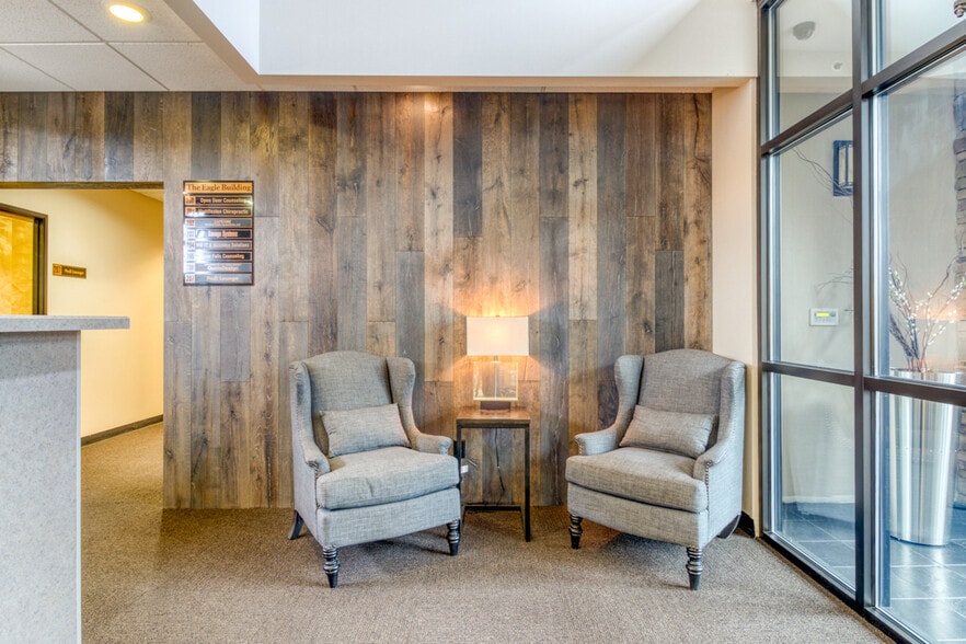 More Photos Of 7555 Falcon Crest Dr, Redmond Office Residential For Lease