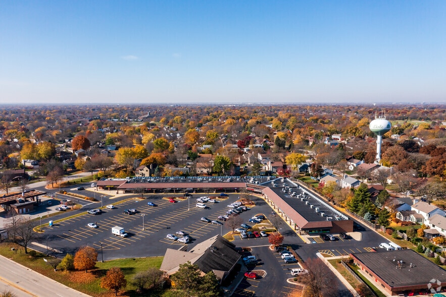 More Photos Of 5600-5699 College Rd, Lisle Unknown For Lease