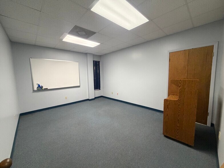 More Photos Of 2920 Truly Ln, Shreveport Warehouse For Lease