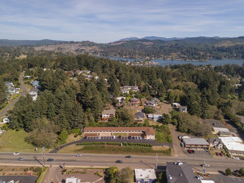 More Photos Of 3510 NE Highway 101, Lincoln City Hotel For Sale