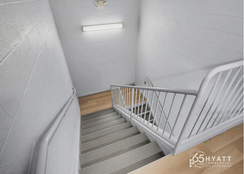 More Photos Of 22776 Three Notch Rd, Lexington Park Office For Sale