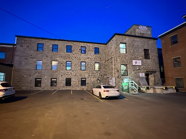 Primary Photo Of 119 R Foster St, Peabody Warehouse For Lease