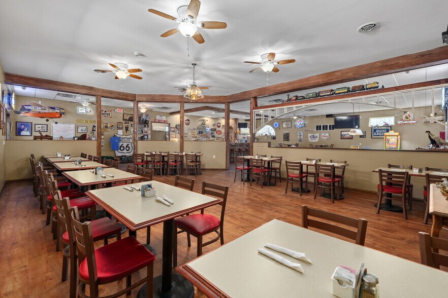 More Photos Of 247 Highway H, Leasburg Restaurant For Sale