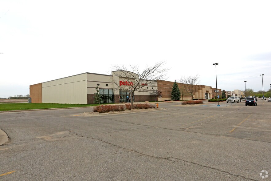 More Photos Of , Mason City General Retail For Sale