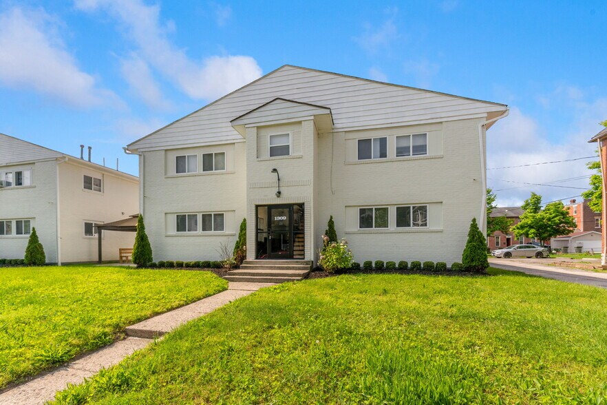 More Photos Of 1309 Fair Ave, Columbus Apartments For Sale