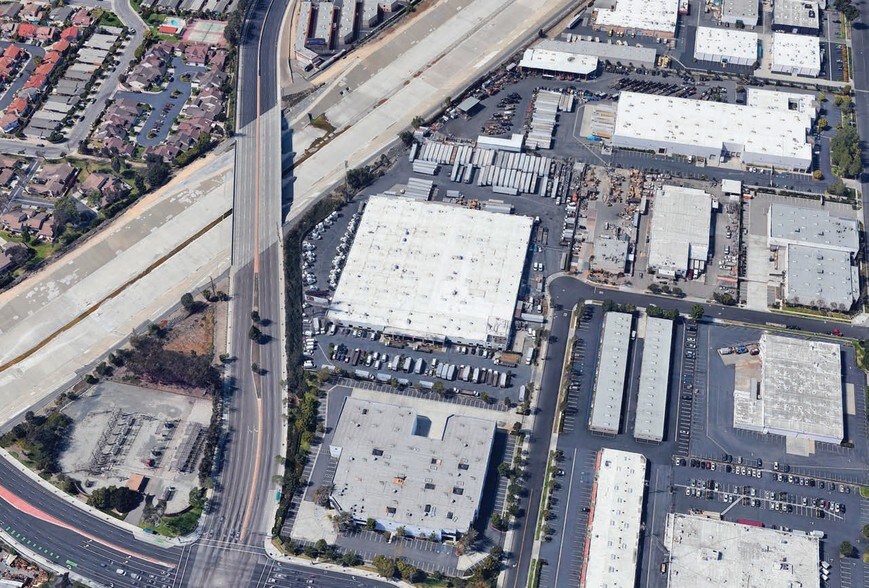 More Photos Of 3731 Warner Ave, Santa Ana Warehouse For Lease