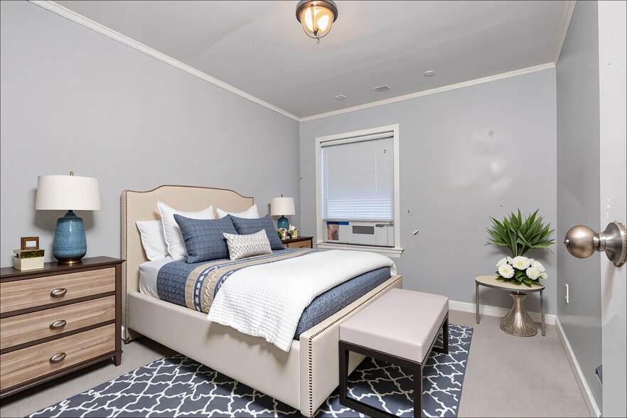More Photos Of 7701 S Eggelston St, Chicago Apartments For Sale