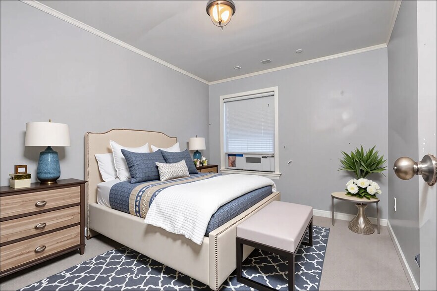 More Photos Of 7701 S Eggelston St, Chicago Apartments For Sale