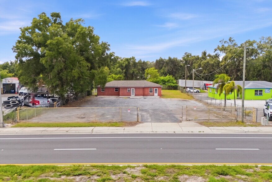 Primary Photo Of 7113 Causeway Blvd, Tampa Auto Dealership For Sale
