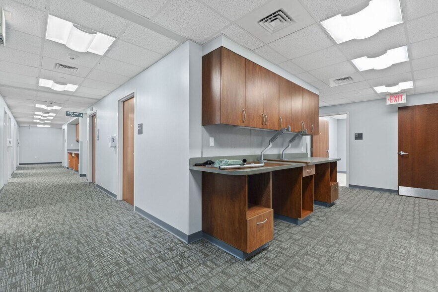 More Photos Of 1445 Boston Post Rd, Guilford Medical For Lease