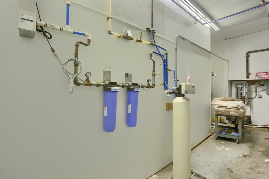 More Photos Of 144-148 Pennsylvania Ave, Charleroi Food Processing For Sale