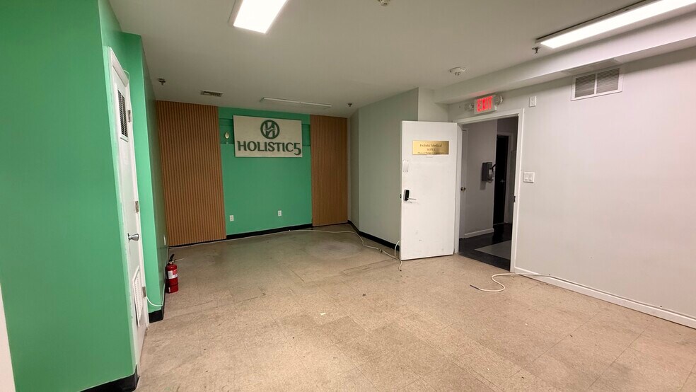 More Photos Of 1648 E 14th St, Brooklyn Medical For Lease