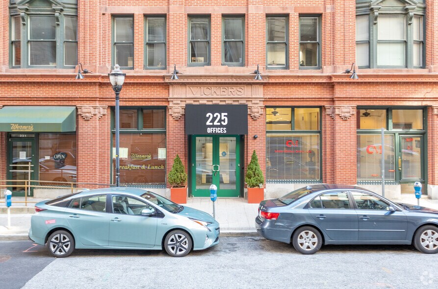 More Photos Of 225-231 E Redwood St, Baltimore Office For Lease