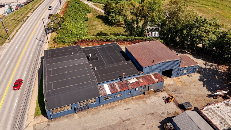 More Photos Of 1702 Wheeling Ave, Glen Dale Manufacturing For Sale