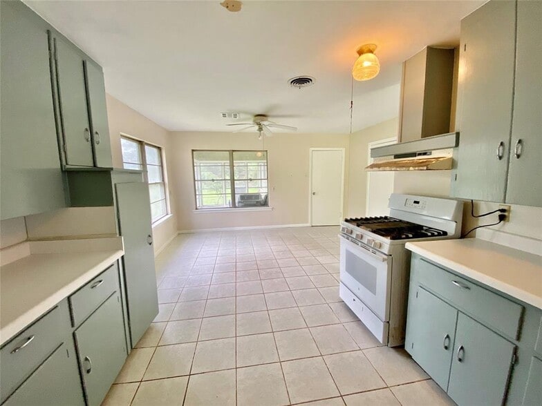 More Photos Of 6718 Sjolander Rd, Baytown Land For Sale