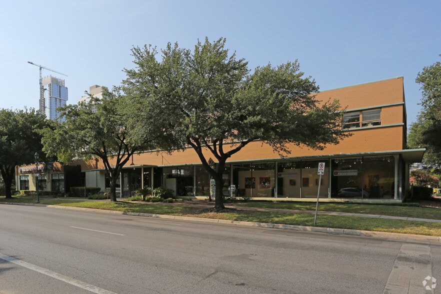 More Photos Of 1009 W 6th St, Austin Unknown For Lease