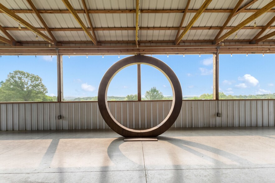 More Photos Of 1049 Oregon Rd, Lascassas Specialty For Sale