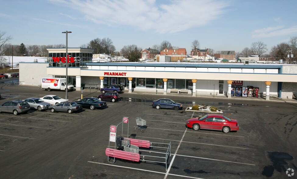 More Photos Of 1234 Millersville Pike, Lancaster Unknown For Lease