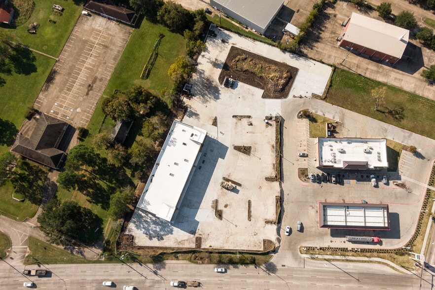 More Photos Of 2903 S Main St, Stafford Storefront For Lease